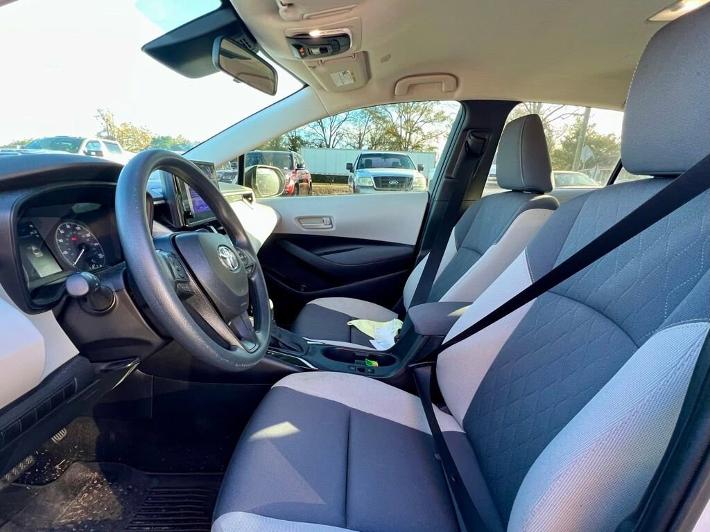 Used 2024 Toyota Corolla LE Sedan