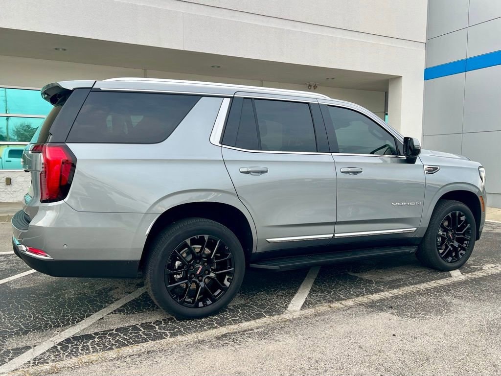 Used 2025 GMC Yukon Elevation SUV