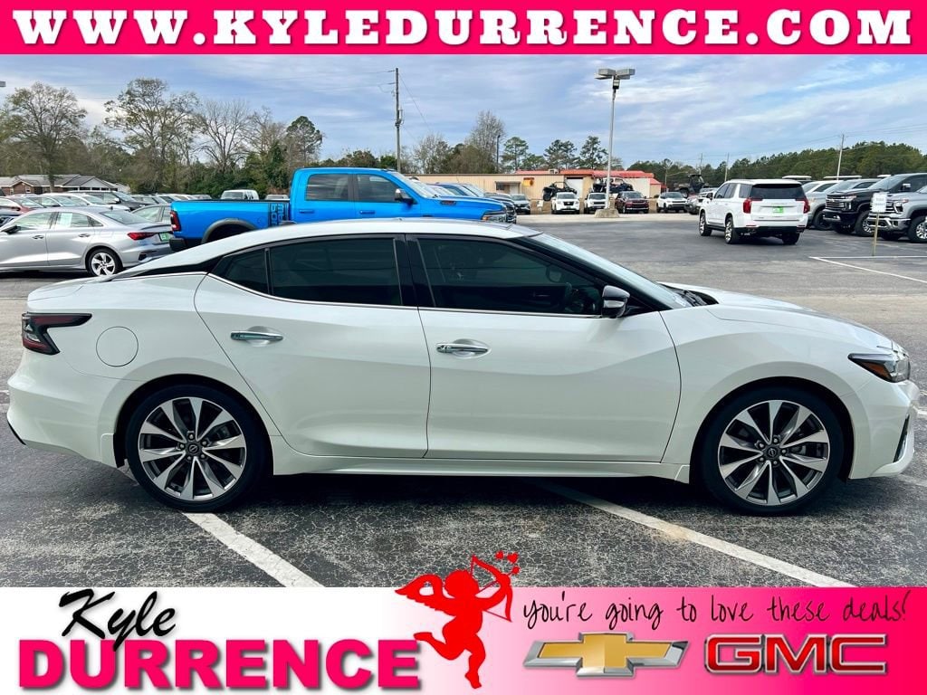 2023 Nissan Maxima Platinum