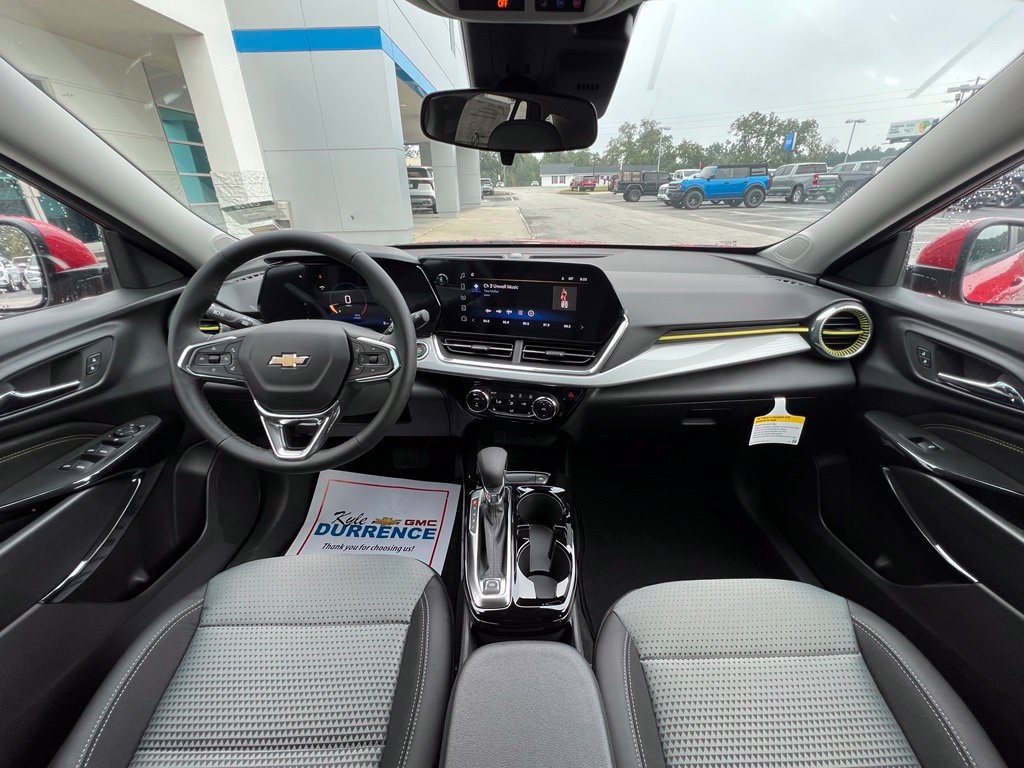 New 2026 Chevrolet Trax LT SUV