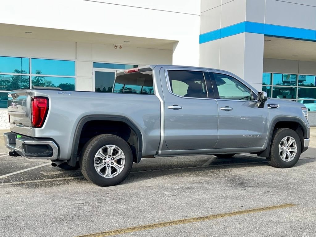 Used 2025 GMC Sierra 1500 SLT Truck Crew Cab