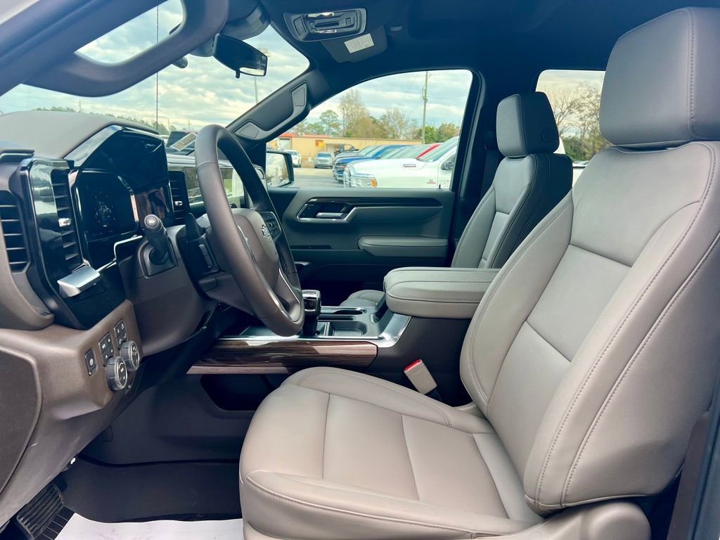 2026 Chevrolet Silverado 1500 LT Trail Boss - Photo 8
