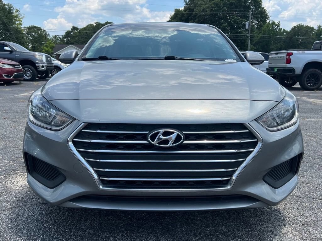 Used 2021 Hyundai Accent SE Sedan