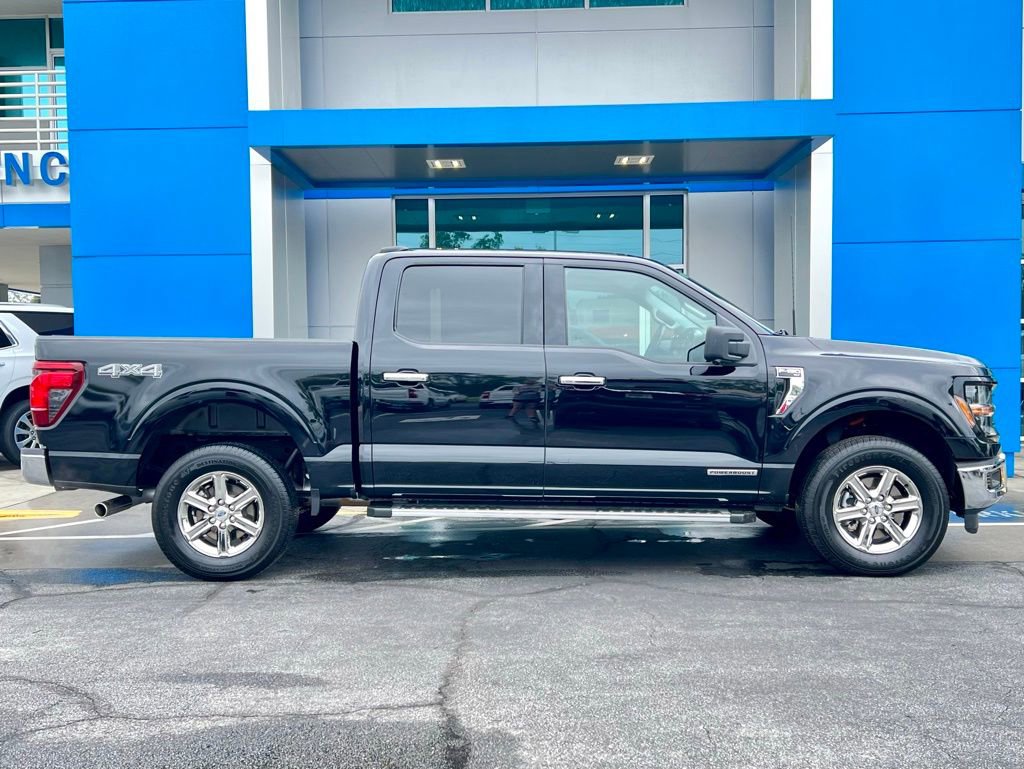 2024 Ford F-150 XLT photo 3