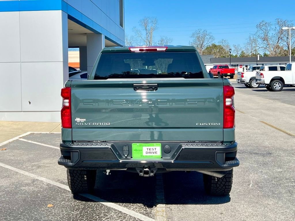 Used 2026 Chevrolet Silverado 1500 Custom Trail Boss Truck Crew Cab