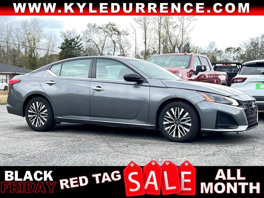 2024 Nissan Altima SV