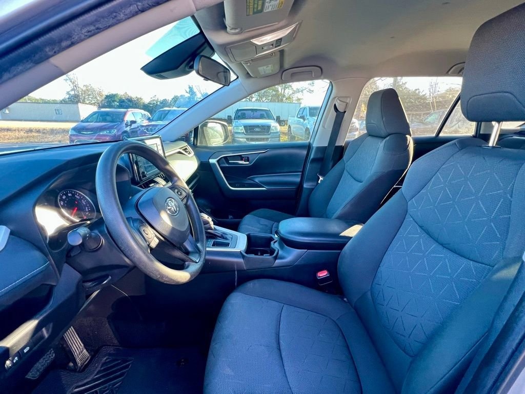 Used 2022 Toyota RAV4 XLE SUV