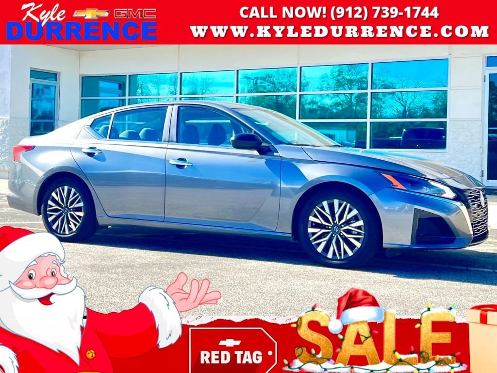 2024 Nissan Altima SV's photo