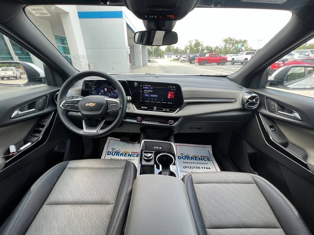 Used 2026 Chevrolet Equinox LT SUV