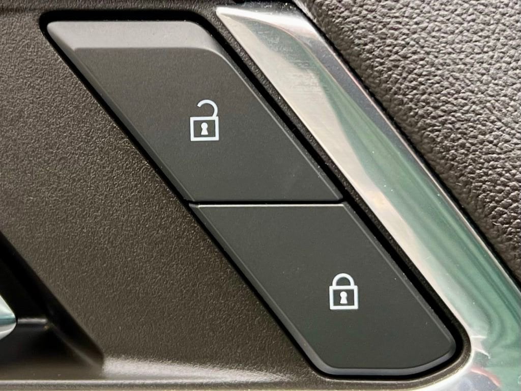 2024 Chevrolet Silverado 1500 RST - Photo 30