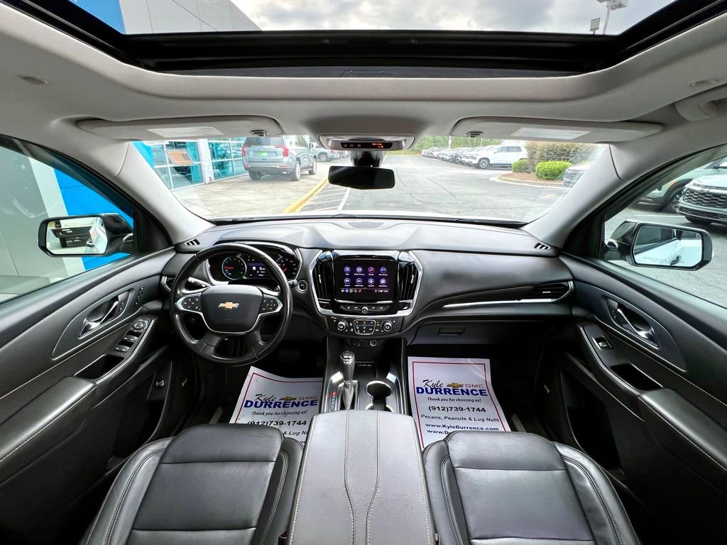 2020 Chevrolet Traverse Premier photo 2