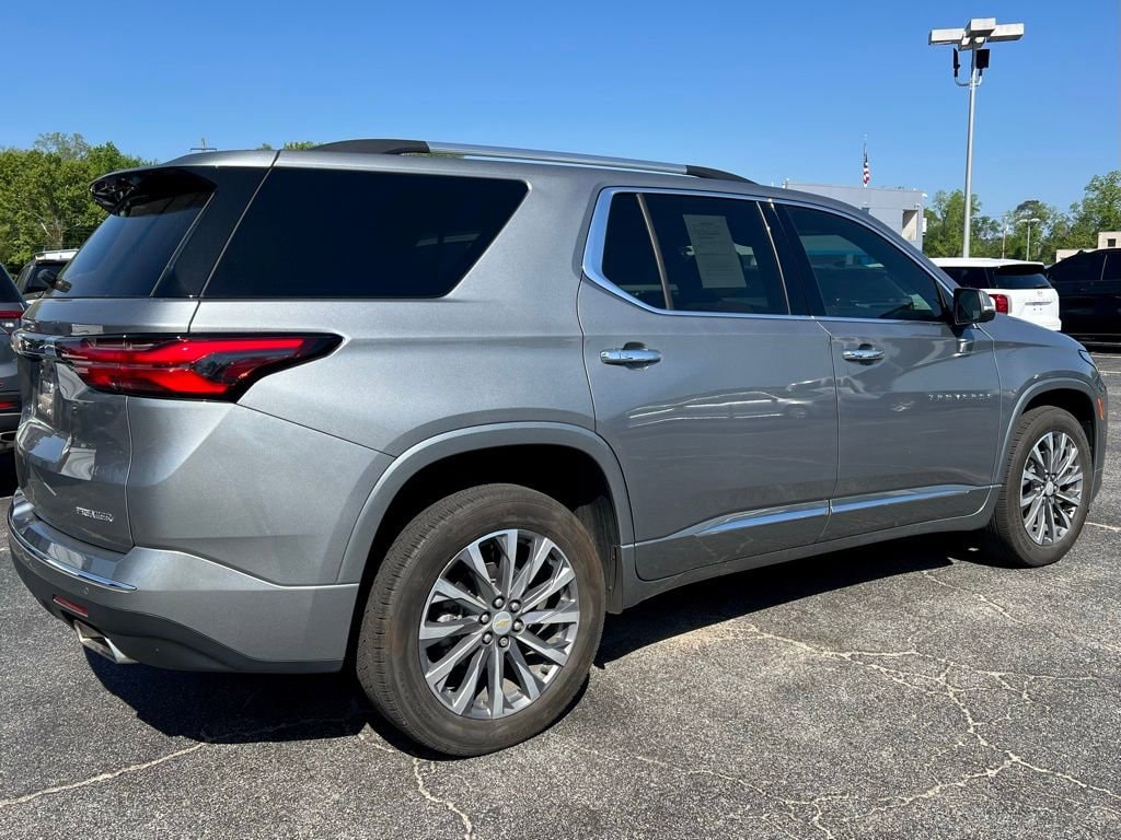 Used 2023 Chevrolet Traverse Premier SUV