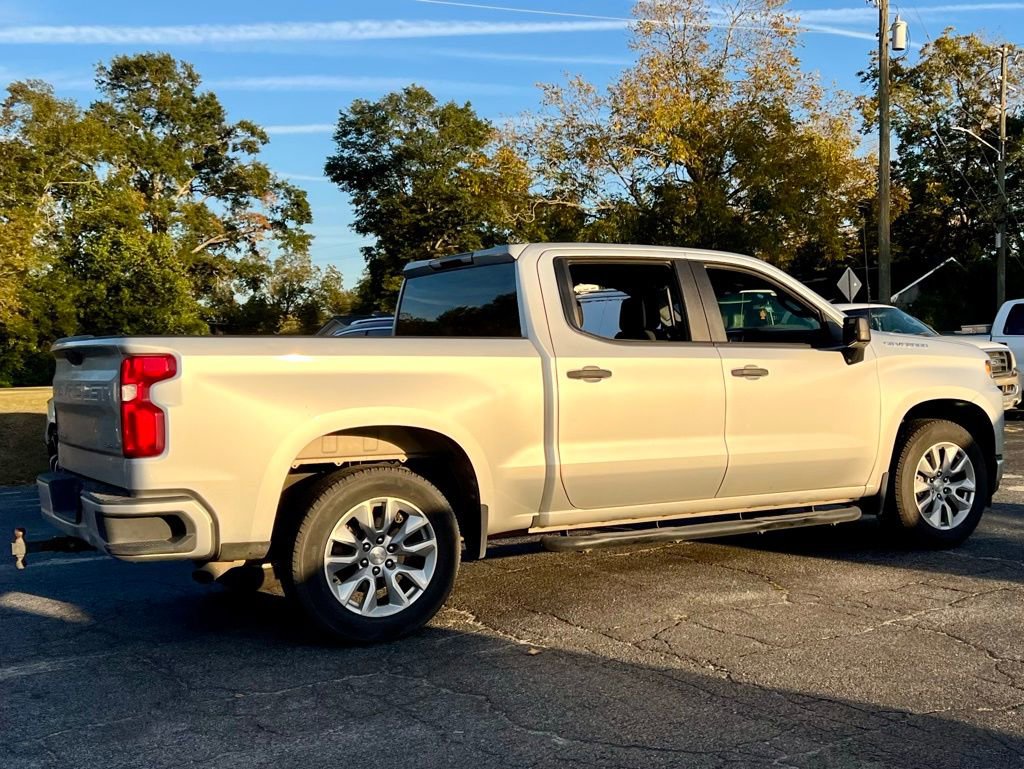 2020 Chevrolet Silverado 1500 Custom photo 3