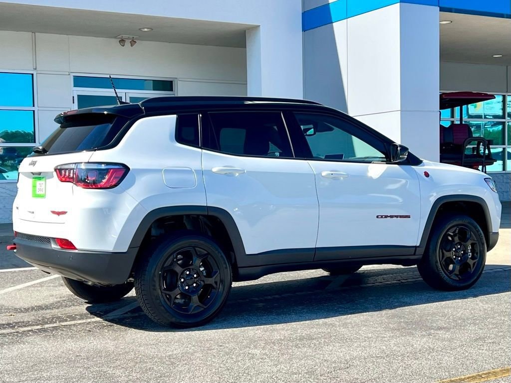 Used 2024 Jeep Compass Trailhawk SUV