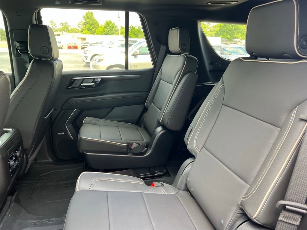 2026 Chevrolet Tahoe Premier - Photo 9