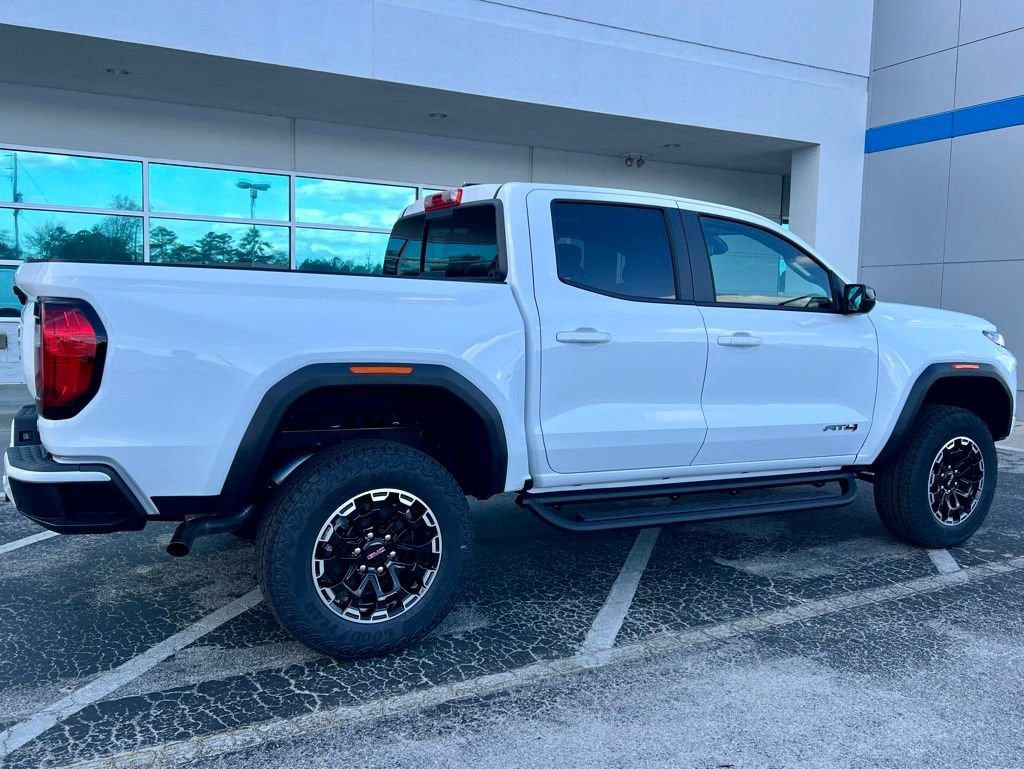 New 2026 GMC Canyon AT4 Truck