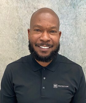 Staff member KEITH MUMPHERY from ID_374671fbbdd8