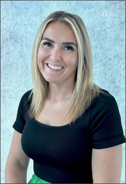 Staff member Anna Waters from ID_efbe29303edc