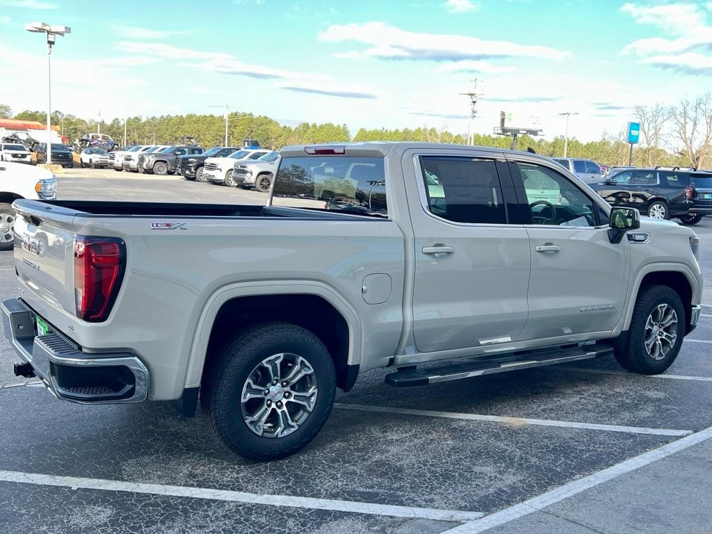 New 2026 GMC Sierra 1500 SLE Truck