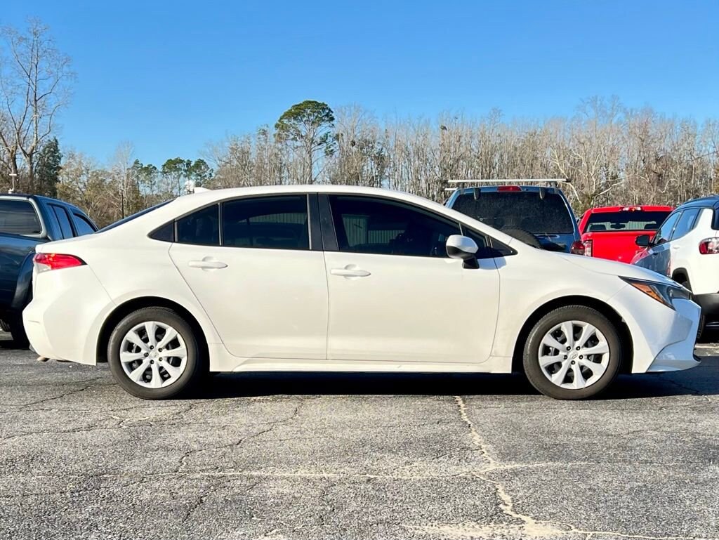 Used 2024 Toyota Corolla LE Sedan