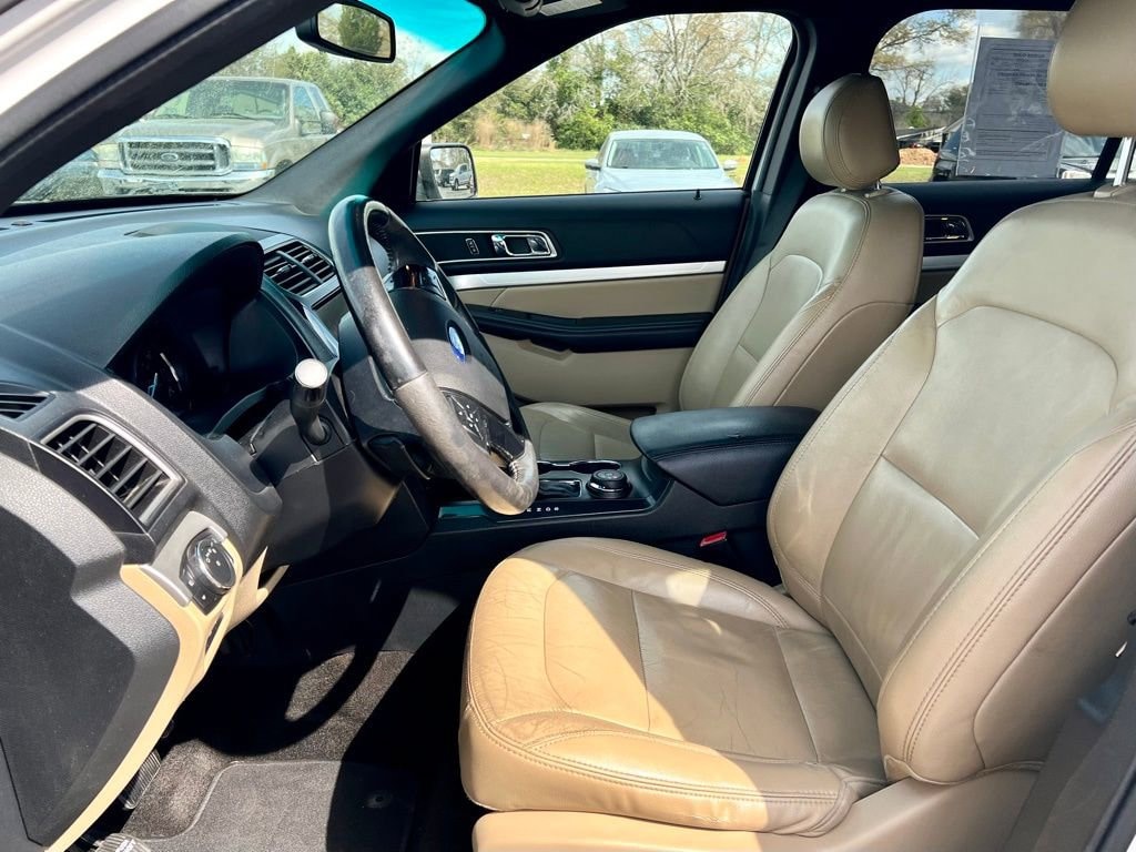Used 2016 Ford Explorer XLT SUV