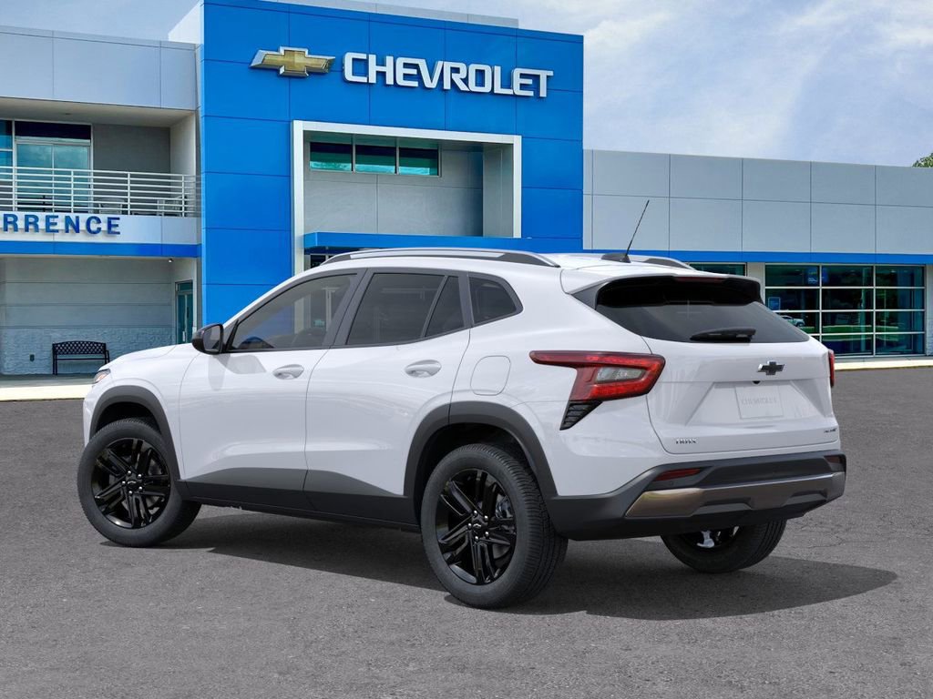 2025 Chevrolet Trax ACTIV photo 2