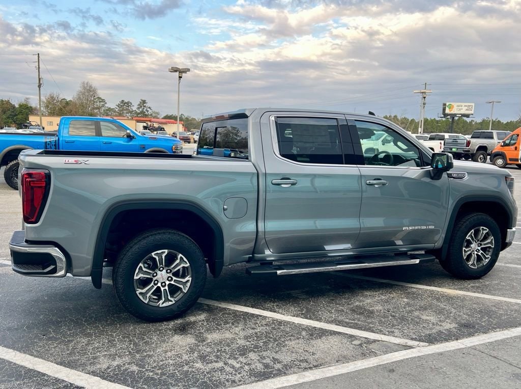 New 2026 GMC Sierra 1500 SLE Truck
