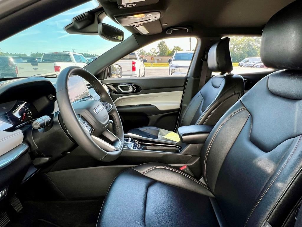 Used 2024 Jeep Compass Limited SUV