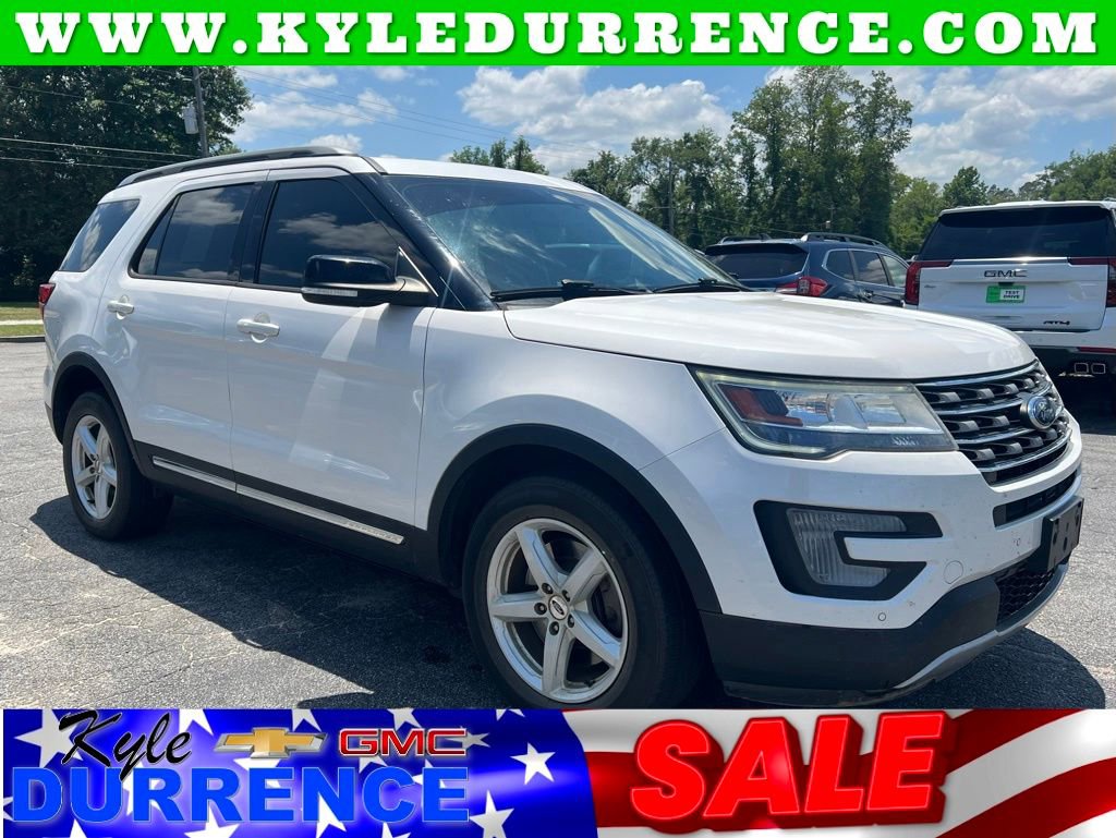 2017 Ford Explorer XLT 4WD's photo
