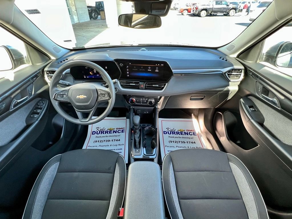 Used 2025 Chevrolet Trailblazer LT SUV