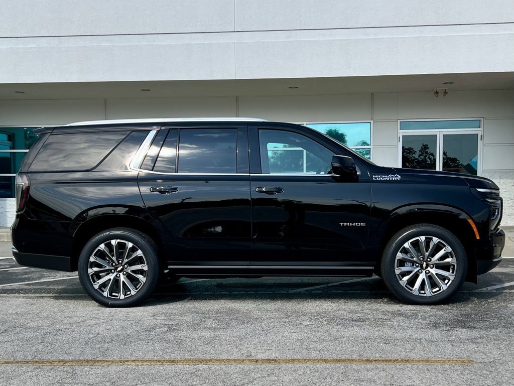 2025 Chevrolet Tahoe High Country photo 3
