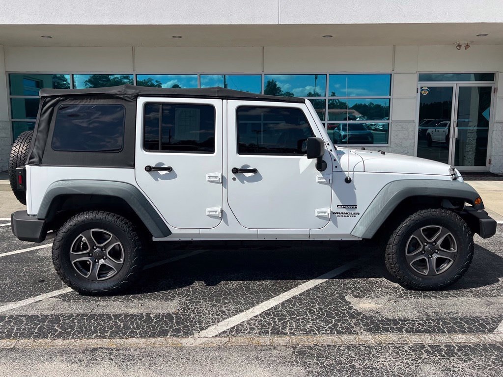 Used 2012 Jeep Wrangler Unlimited Sport SUV