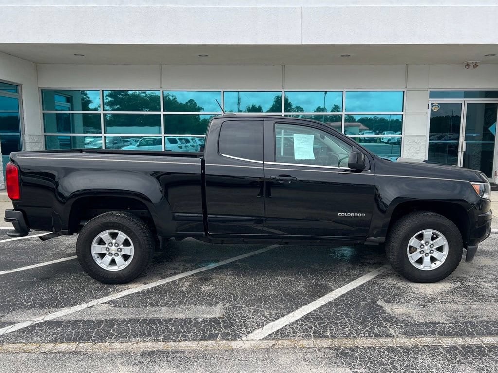 Used 2017 Chevrolet Colorado Work Truck with VIN 1GCHSBEA1H1311808 for sale in Claxton, GA