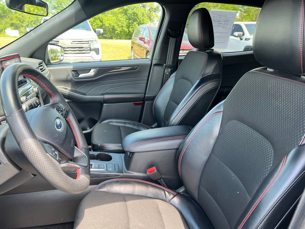 Used 2025 Ford Escape ST-Line SUV