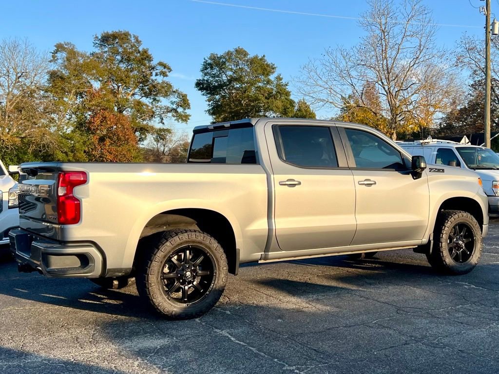 2024 Chevrolet Silverado 1500 RST photo 3