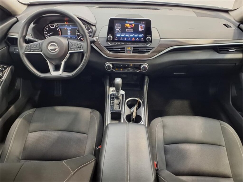 Used 2023 Nissan Altima 2.5 SV Sedan
