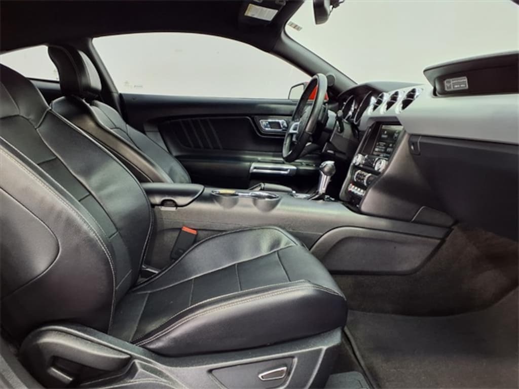 Used 2015 Ford Mustang  Coupe