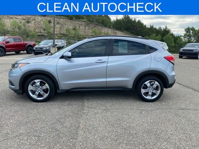 Used 2021 Honda HR-V LX with VIN 3CZRU6H3XMM722408 for sale in Junction City, KS