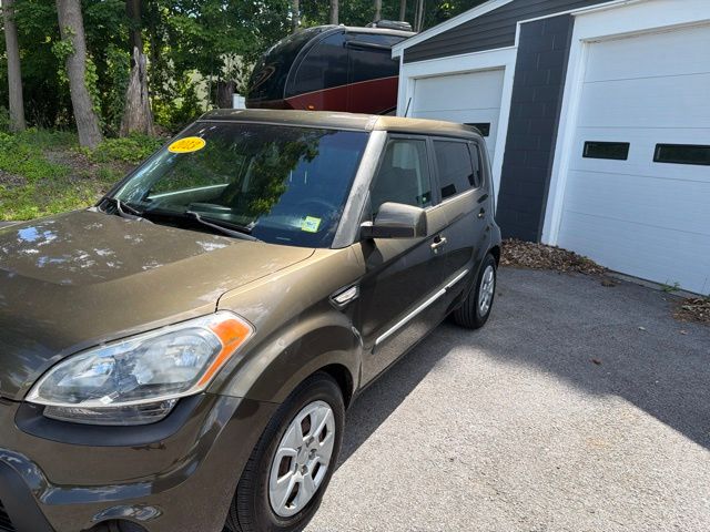 Used 2013 Kia Soul Base with VIN KNDJT2A5XD7513819 for sale in Poughkeepsie, NY