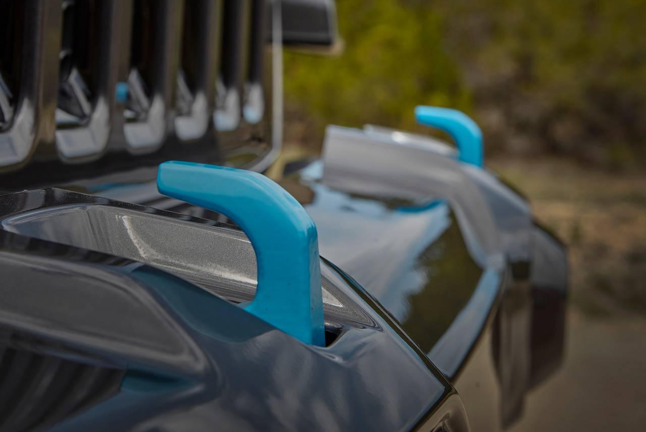 2023 Jeep Wrangler 4xe front grille accents 
