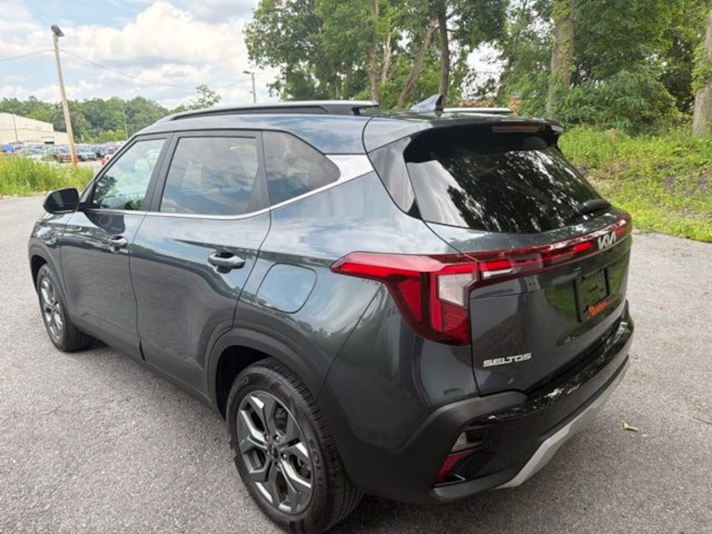 Used 2024 Kia Seltos S SUV