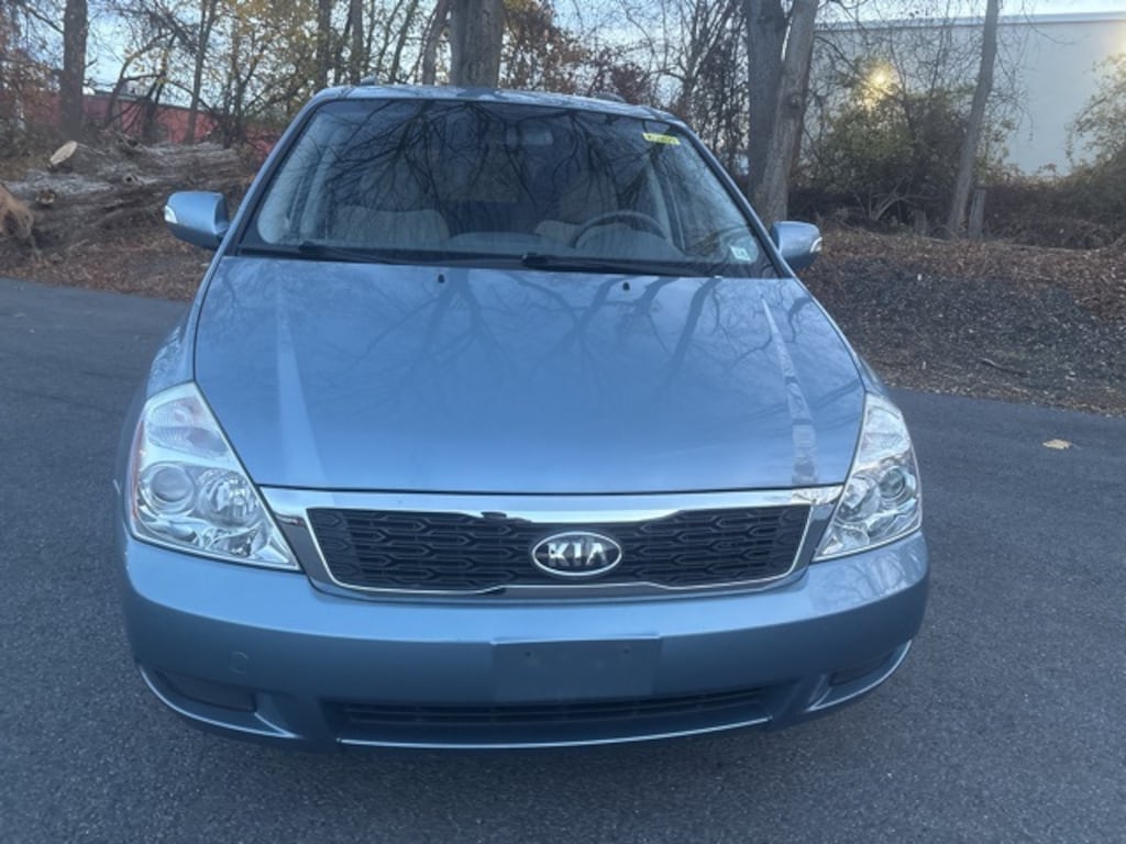 Used 2012 Kia Sedona LX Van