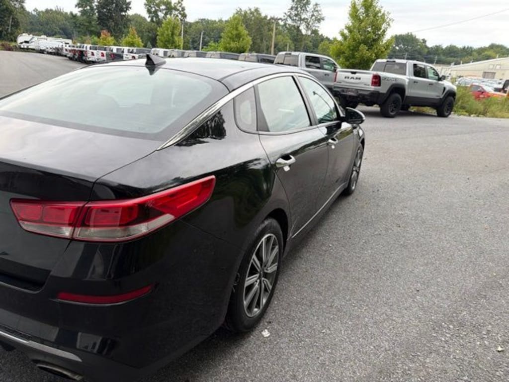 Used 2019 Kia Optima LX Sedan