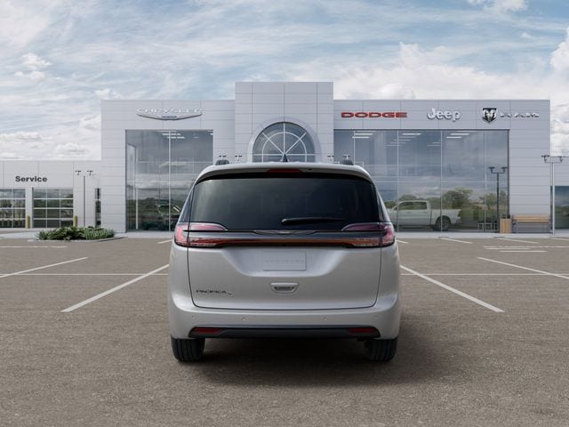 2026 Chrysler Pacifica Select - Photo 7