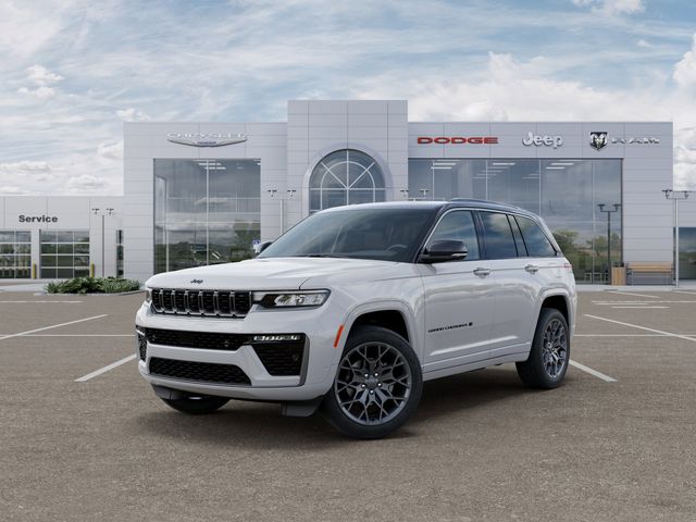 2026 Jeep Grand Cherokee Summit 4x4's photo