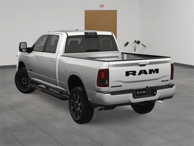 2025 Ram 2500 Big Horn photo 4