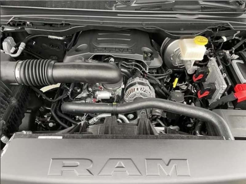 RAM 1500 BIG HORN® QUAD CAB 4X4 engine 6'4 BOX 
