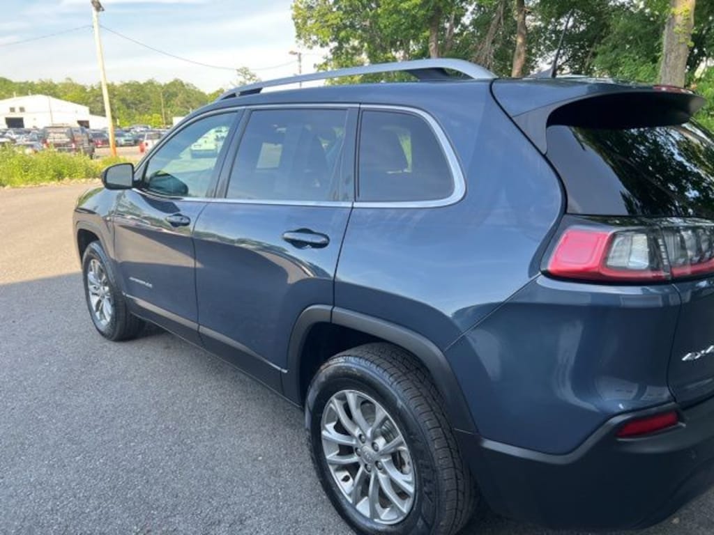 Used 2021 Jeep Cherokee Latitude Plus SUV