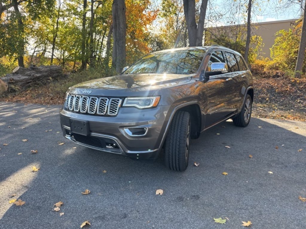 Used 2017 Jeep Grand Cherokee Overland 4x4 SUV