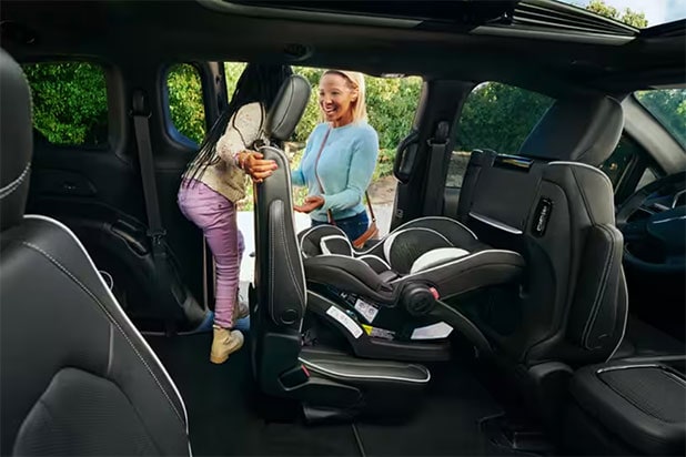 2023 Pacifica 243 different seating configurations